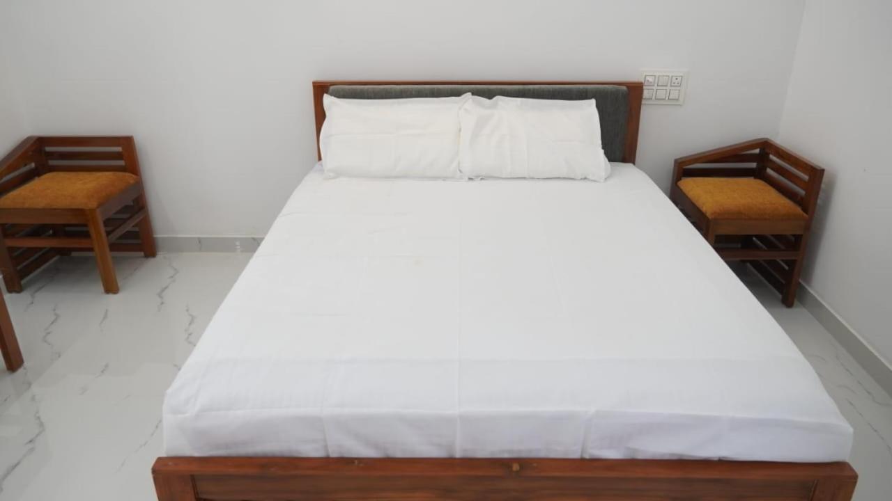 Munroe Heritage Inn Mundrothuruth Номер фото